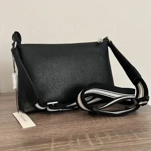 Marc Jacobs | Bags | Marc Jacobs The Cosmo Leather Crossbody Marc Jacobs | Bags | Marc Jacobs The Cosmo Leather Crossbody